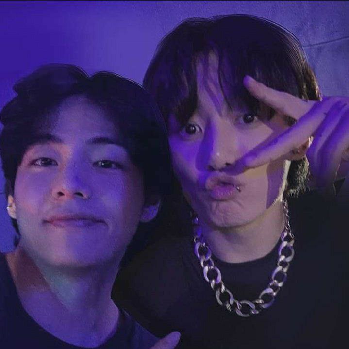 Hot post catching attention from 자유게시판's fandom