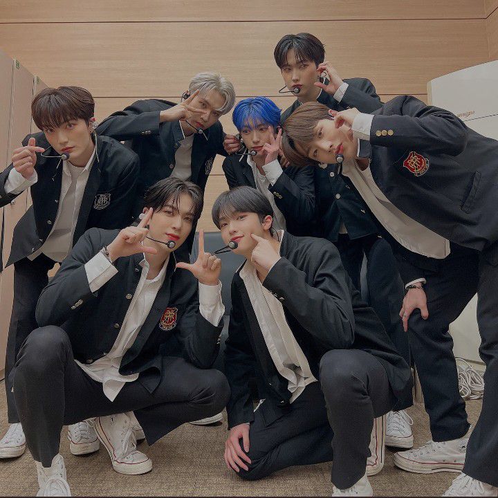 Hot post catching attention from 자유게시판's fandom