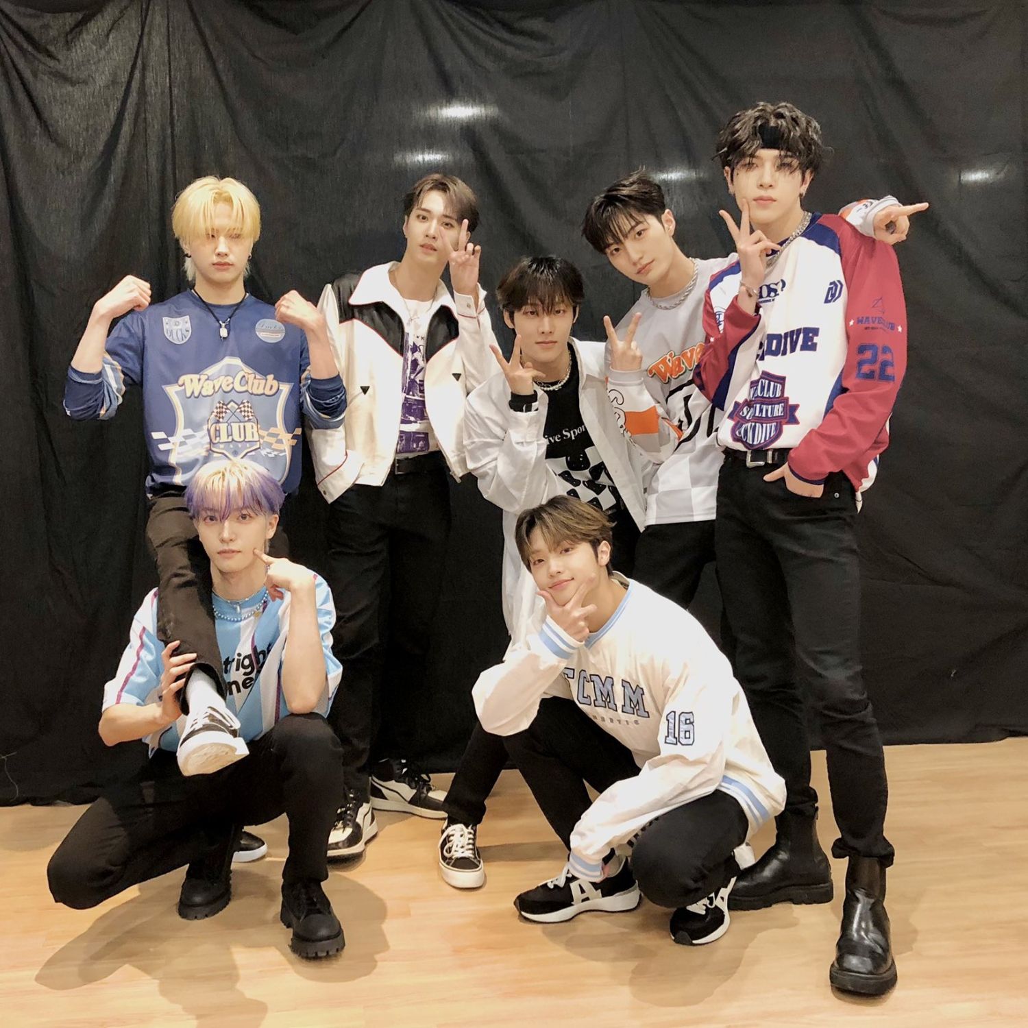 Today’s hot picks from the 자유게시판 community