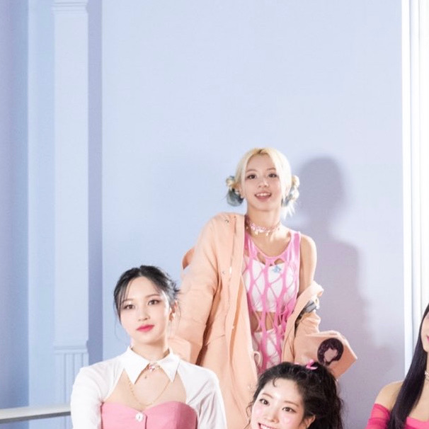 pchytwc 2861818766 [Free Board] CHOEAEDOL - Hottest kpop idol community ...