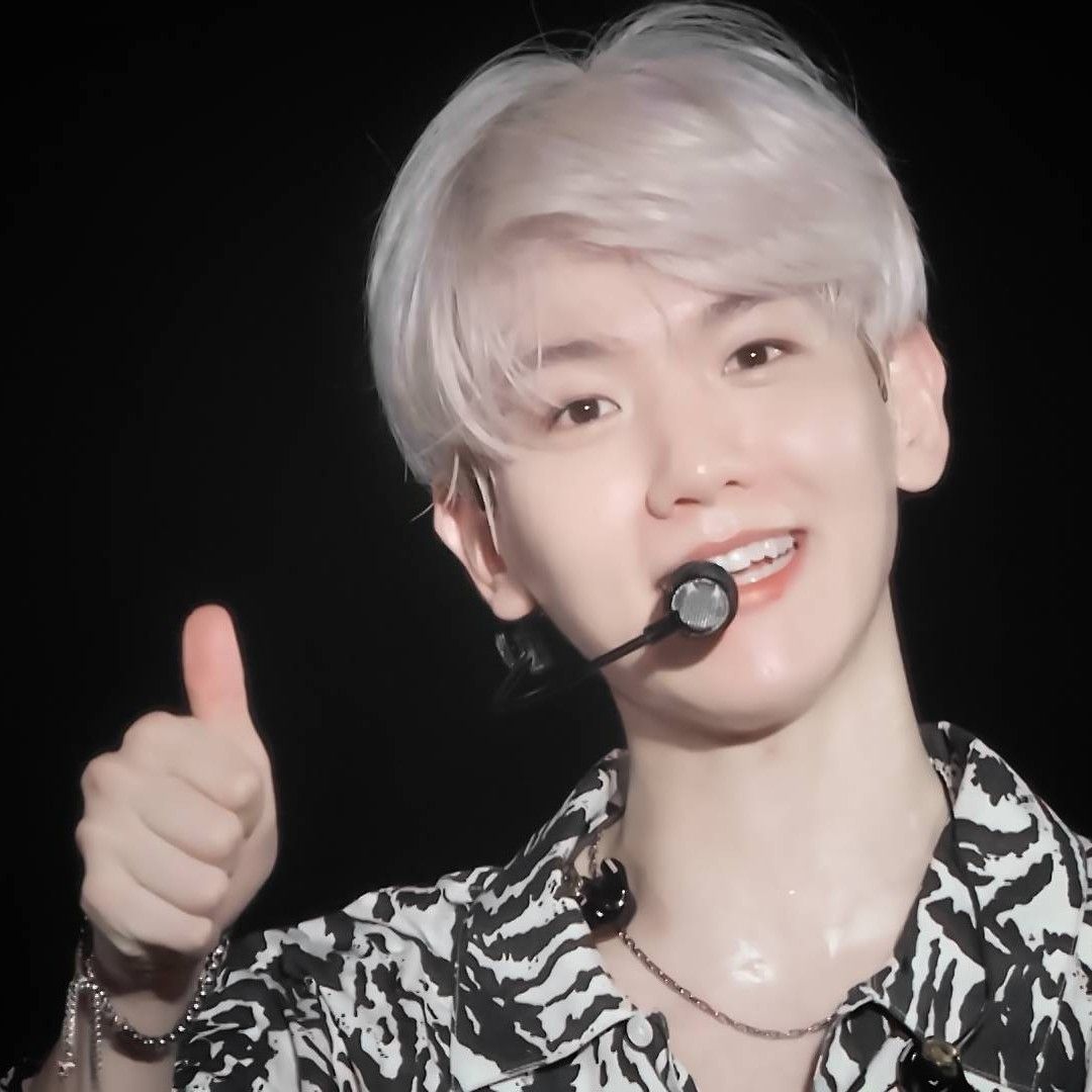 K-POP posts beloved by 백현 (EXO) fans