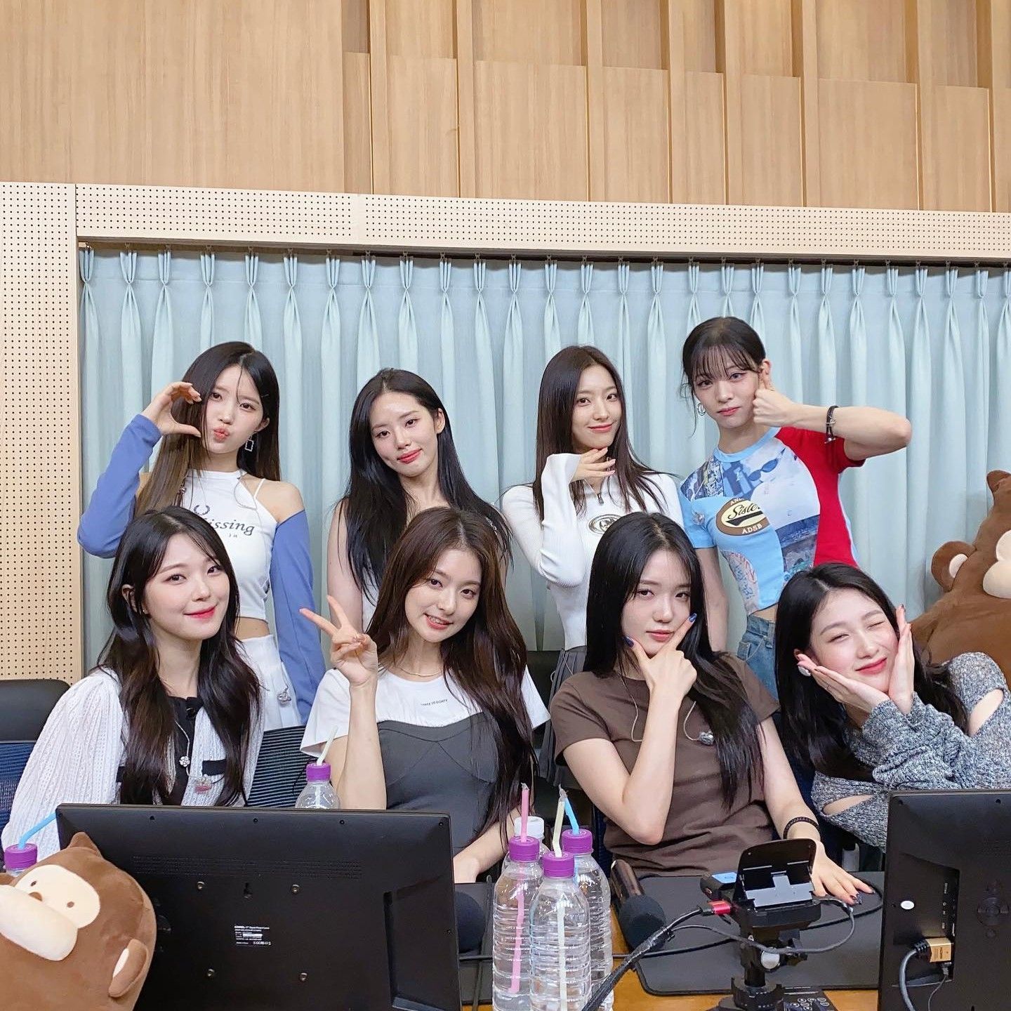 K-POP posts beloved by 자유게시판 fans