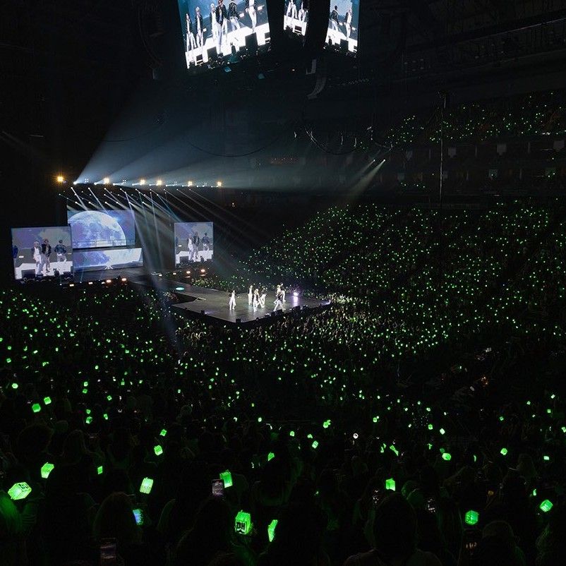 Hot post catching attention from 자유게시판's fandom