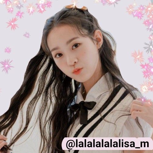 Signature photo of Kim Soomin (tripleS) capturing their charm