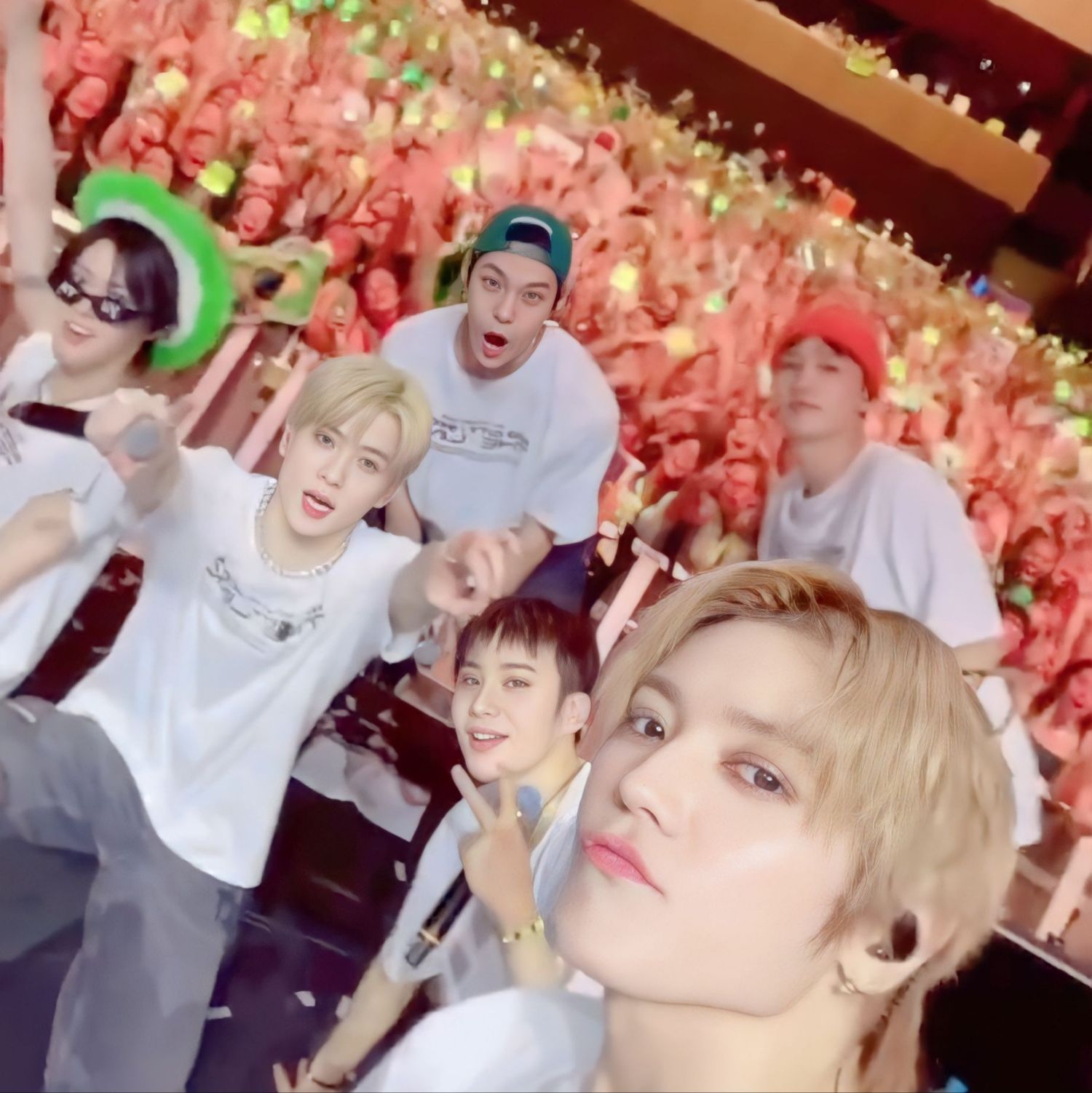 K-POP posts beloved by 자유게시판 fans