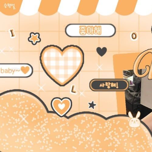 A moment captured by Lee Soojin (Weeekly)'s fan