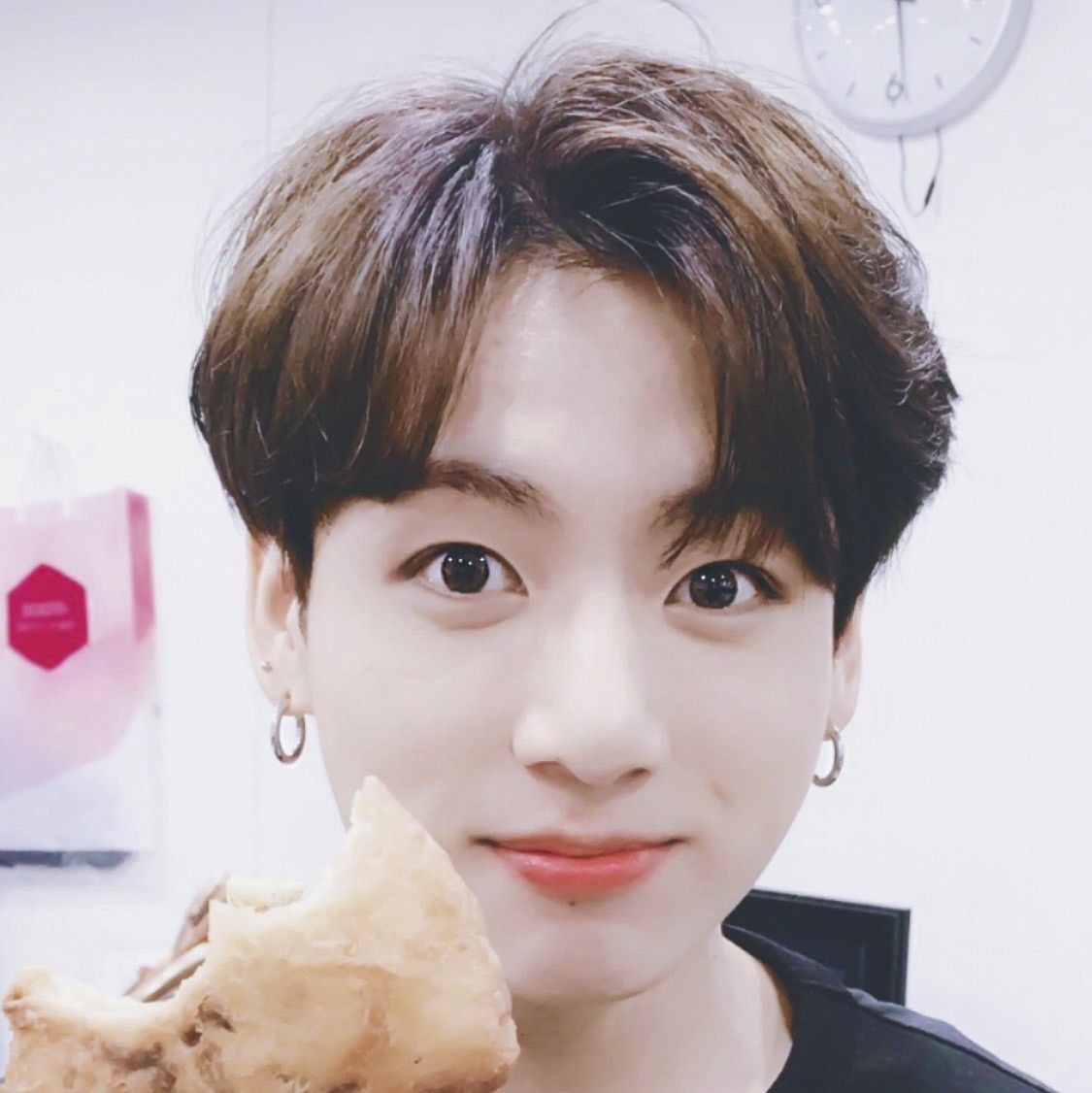 柾國 (防彈少年團)的最新照片