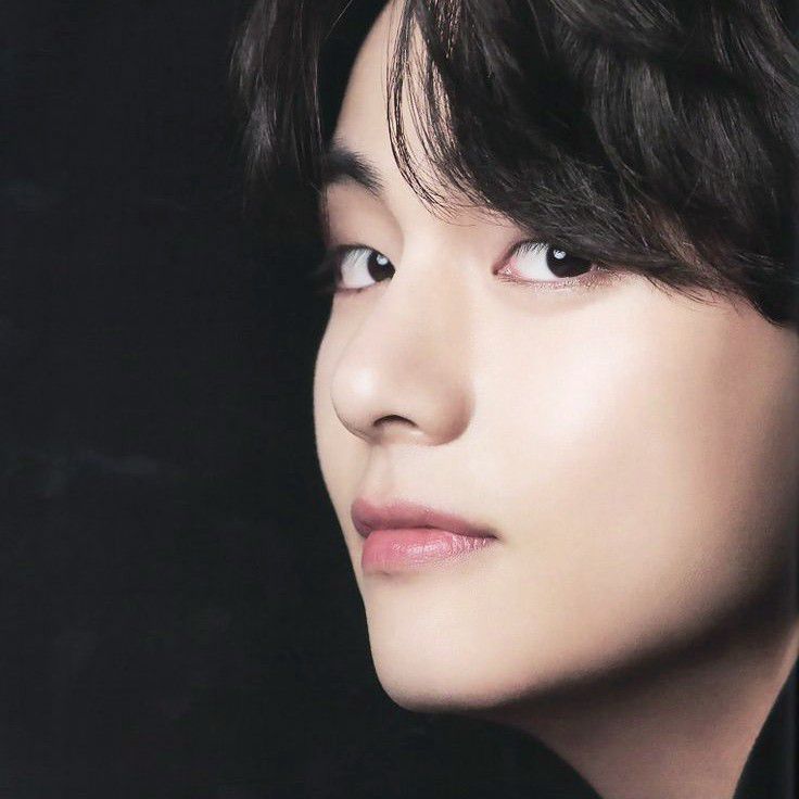 뷔 (방탄소년단)의 비하인드 컷