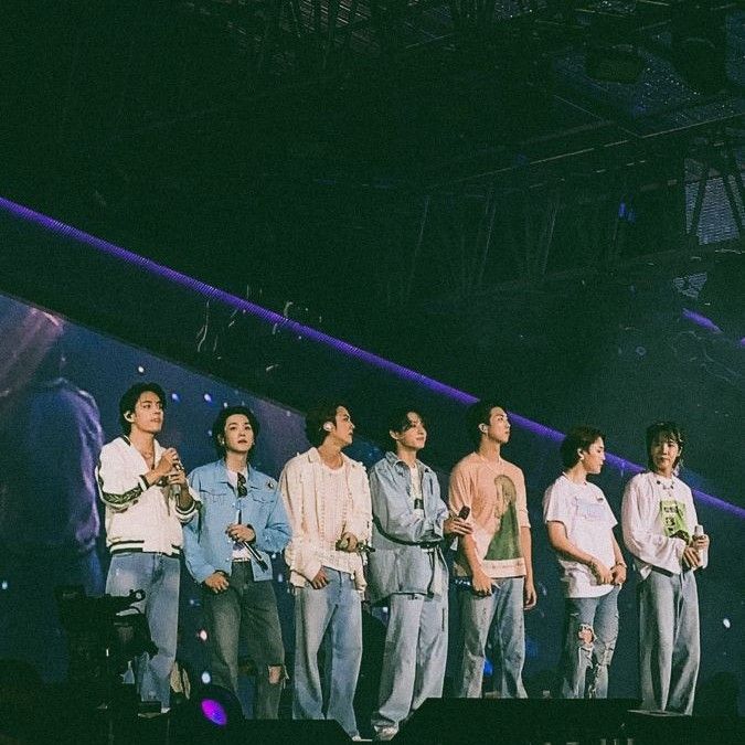 防弹少年团粉丝拍下的瞬间