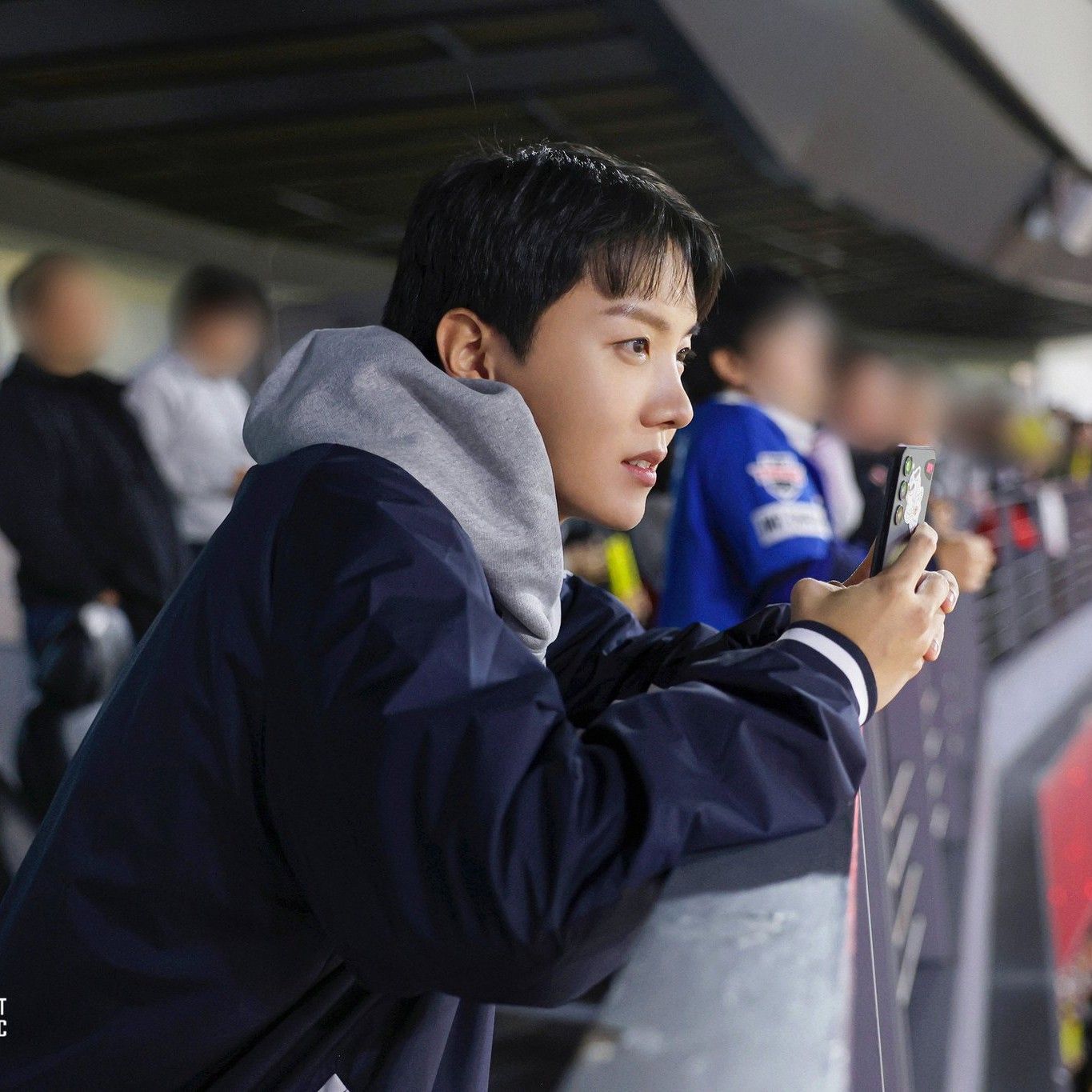 제이홉 (방탄소년단) 최근 활동샷