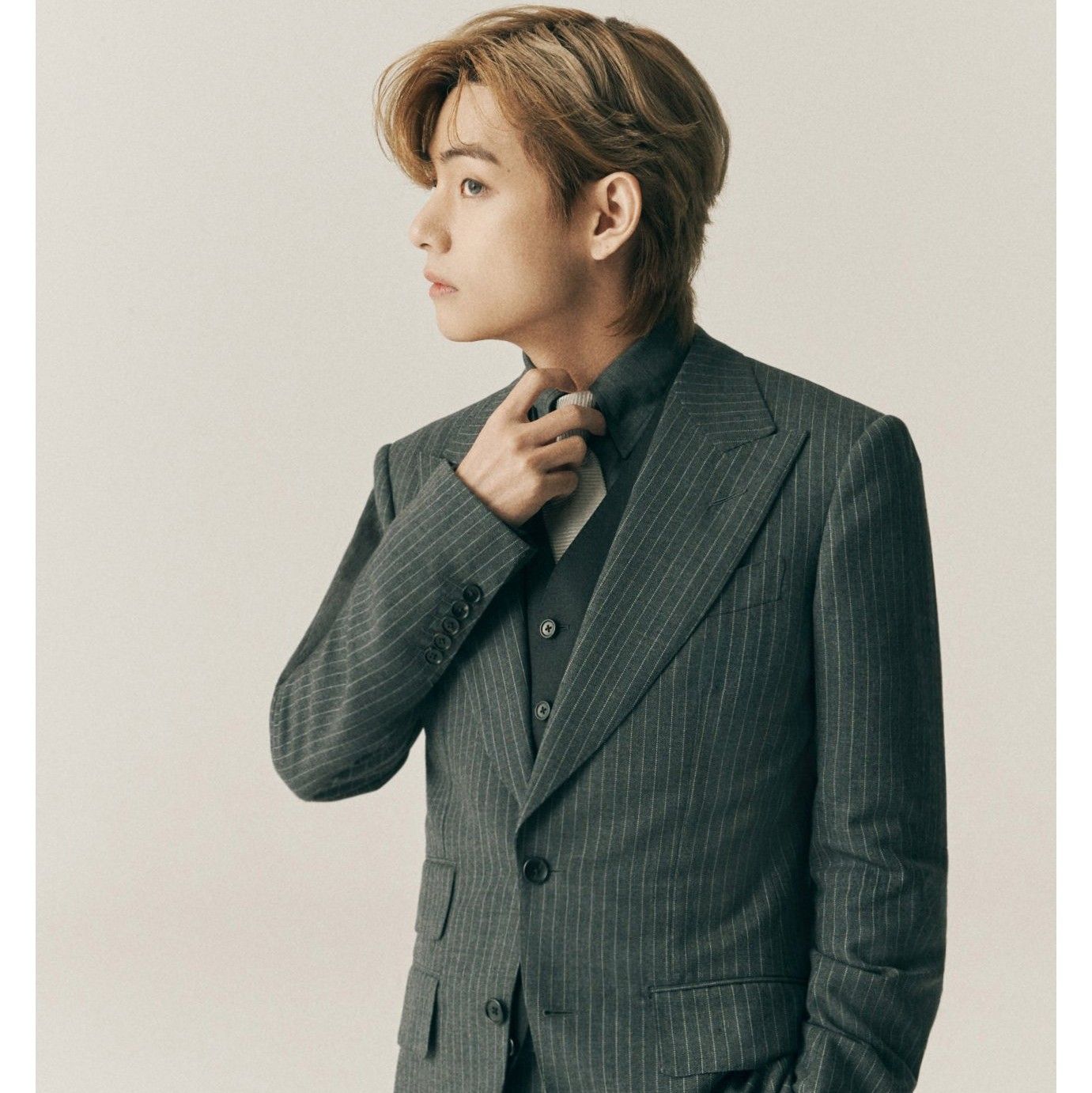 Foto terbaru V (BTS)