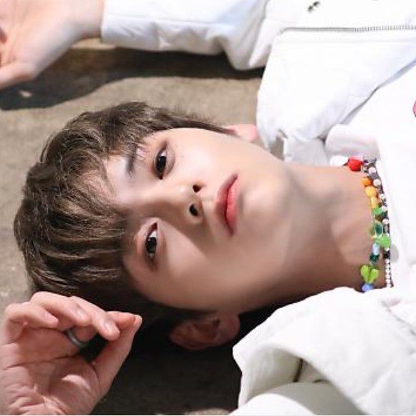 Recent activity shot of Sungyun (n.SSign)