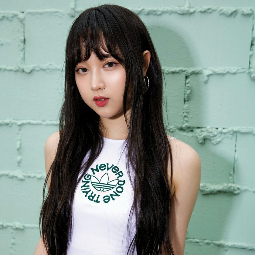 Behind-the-scenes cut of Kim (VVUP)