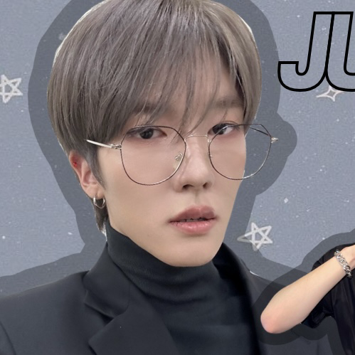 Behind-the-scenes cut of JUNG HOON (OMEGA X)