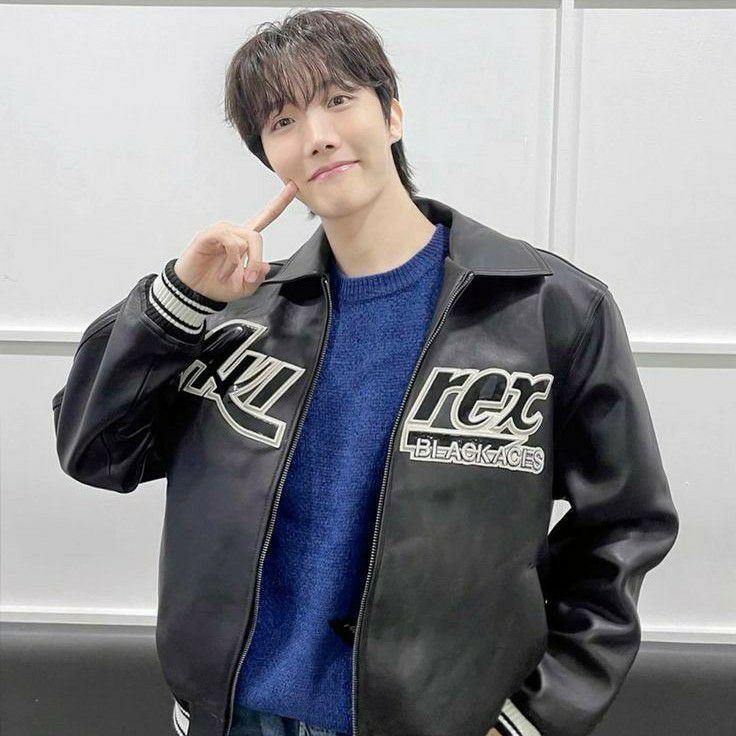 J-hope (防彈少年團)的最新照片