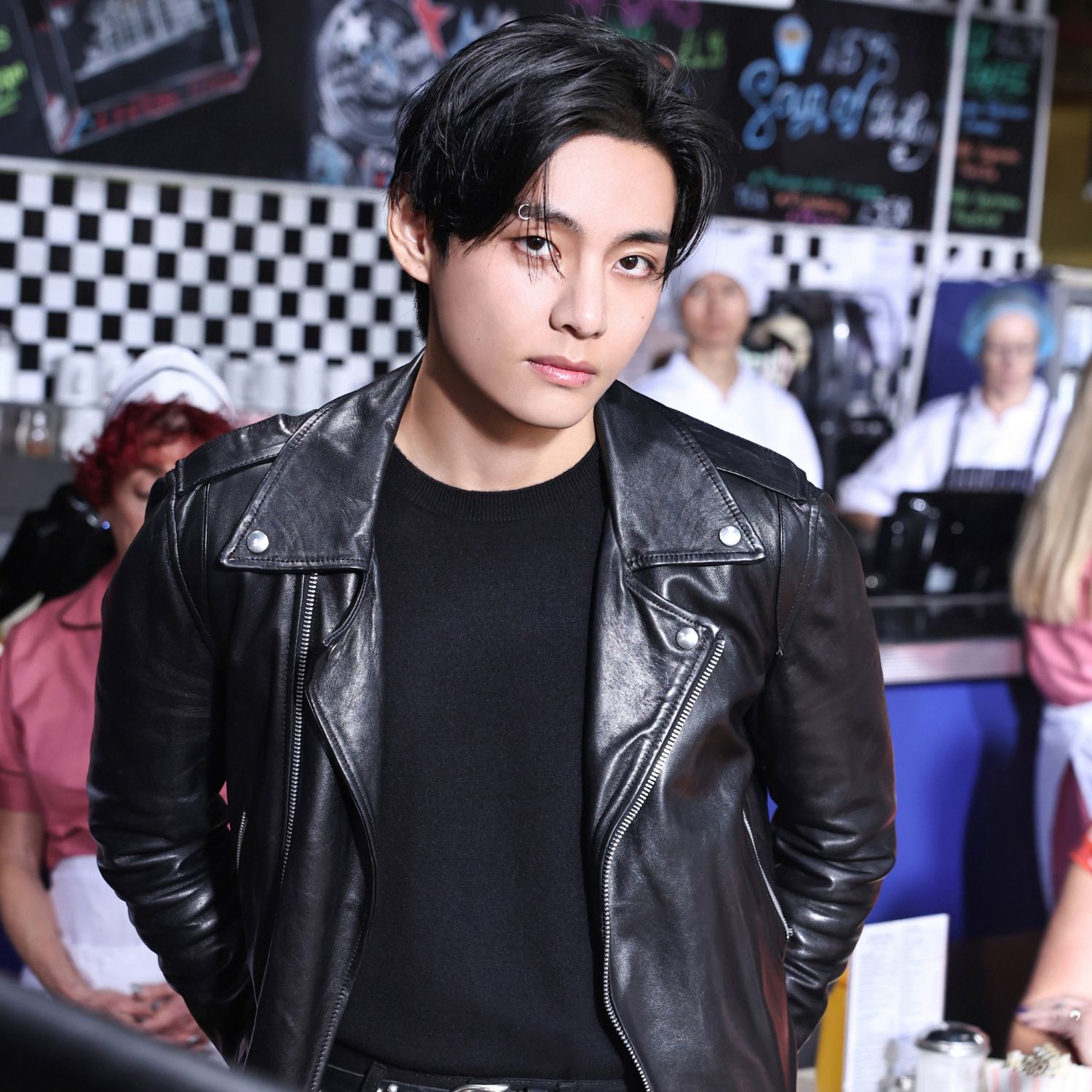 Foto terbaru V (BTS)