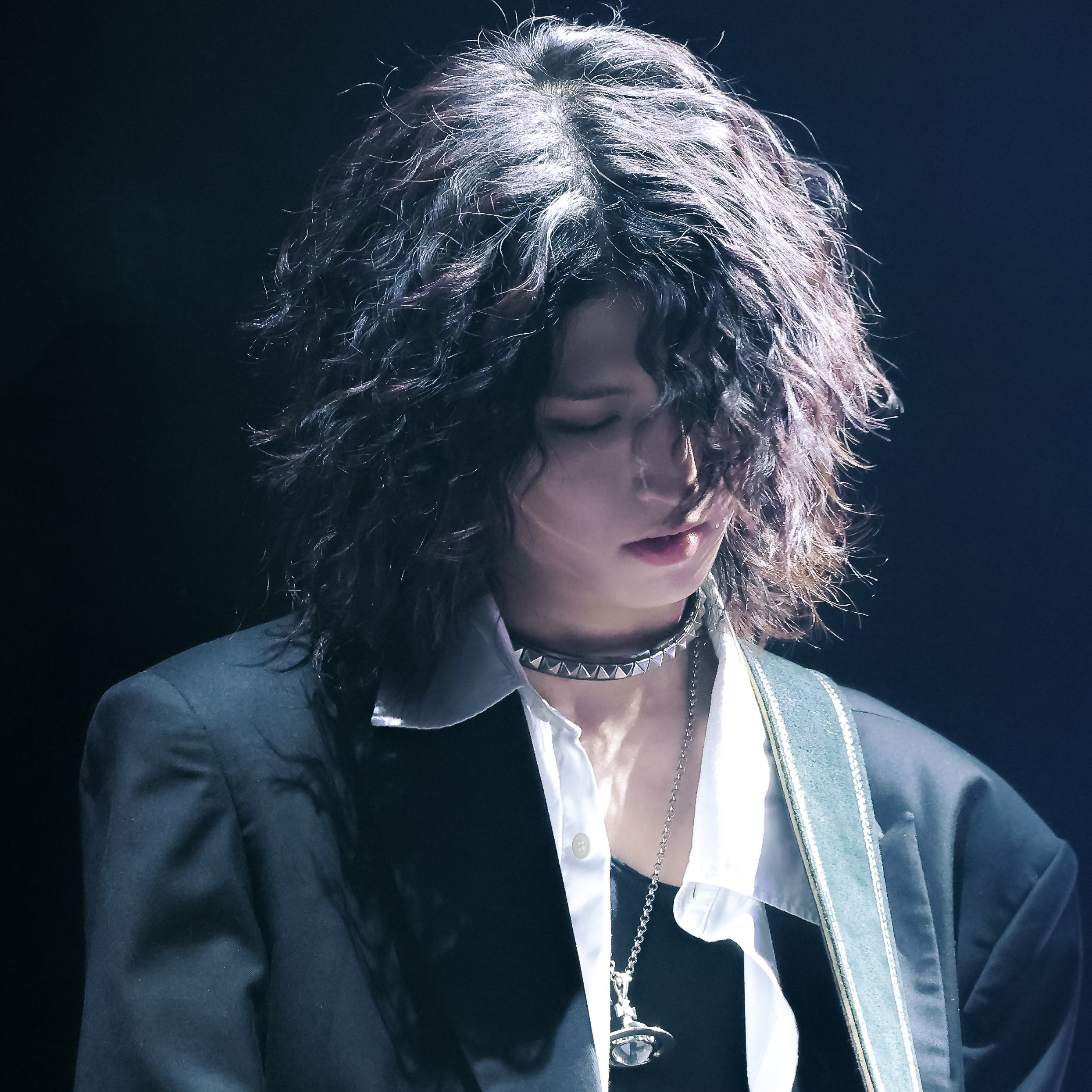 Recent activity shot of Jun Han (Xdinary Heroes)
