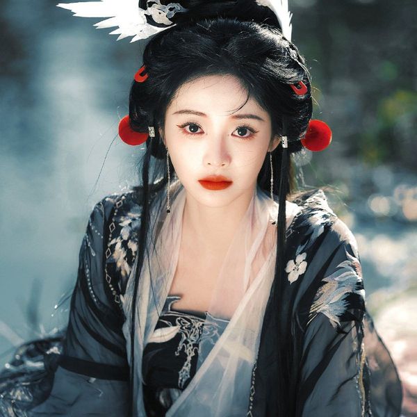 Shining profile picture of Zhōu Jiéqióng (PRISTIN) on today's Choeaedol