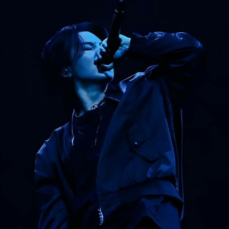 A moment captured by SUGA (BTS)'s fan