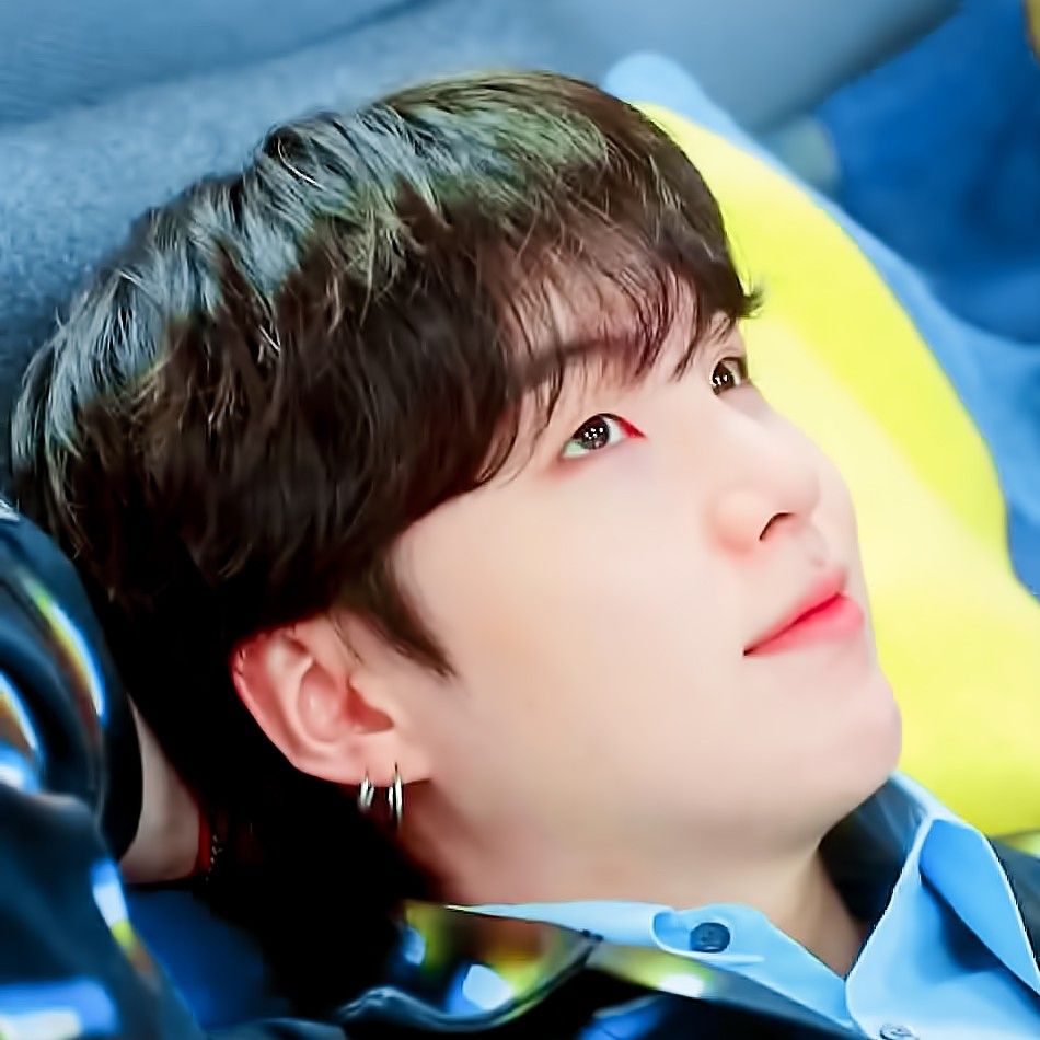 Latest photo of SUGA (BTS)