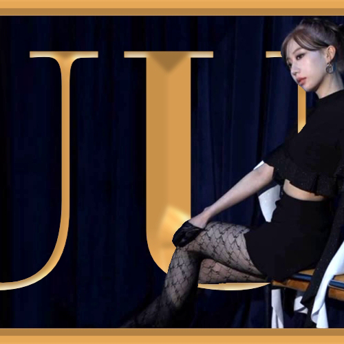 A moment captured by ZUU (SECRET NUMBER)'s fan