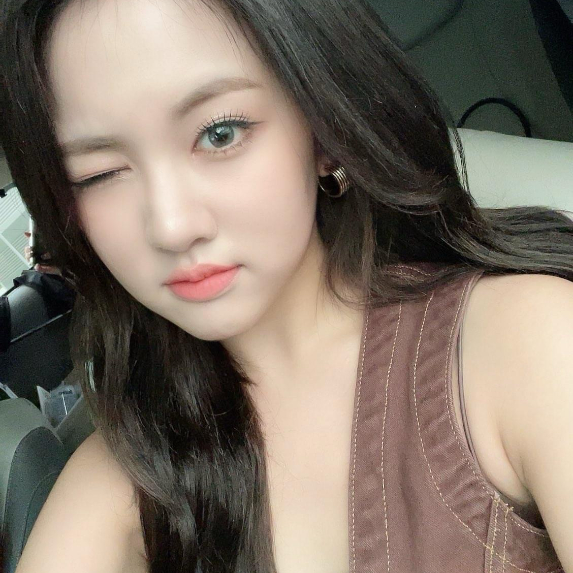 Behind-the-scenes cut of Jia (TRI.BE)