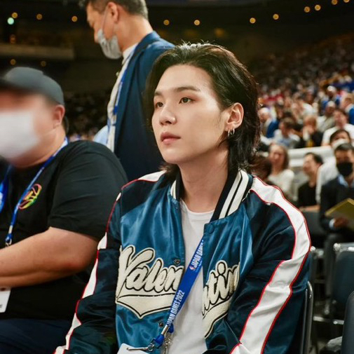 슈가 (방탄소년단)의 최신 사진