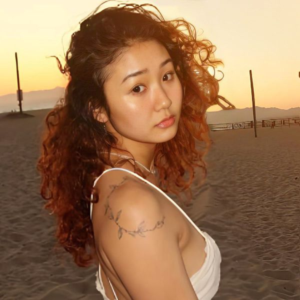 Popular profile image of Denise selected by votes