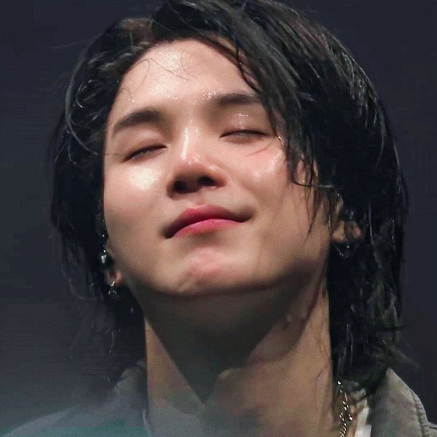 SUGA (防弹少年团)粉丝拍下的瞬间