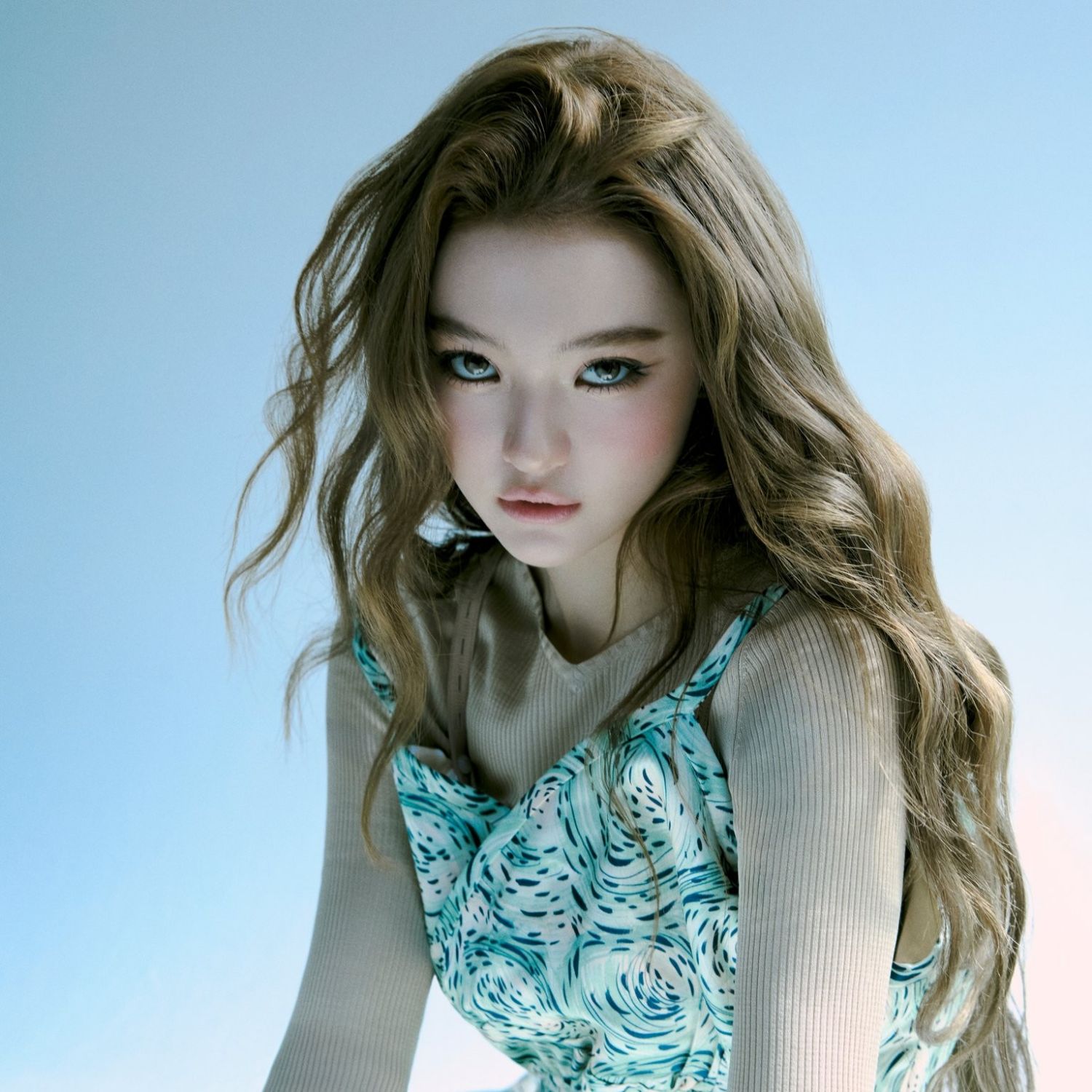 Recent activity shot of Ella (MEOVV)