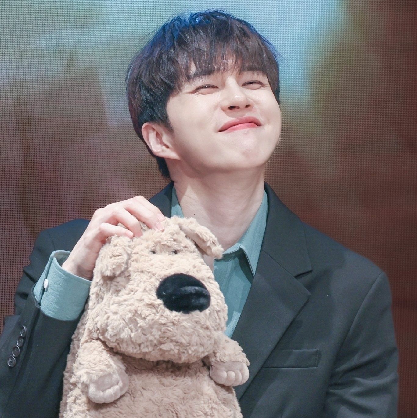 Recent activity shot of VIXX