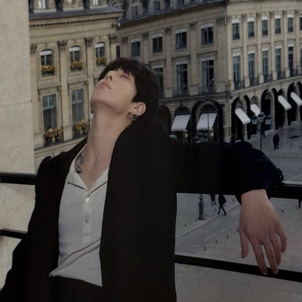 A moment captured by Jungkook (BTS)'s fan