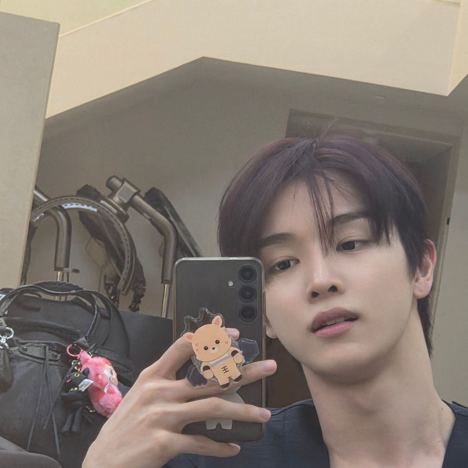 Behind-the-scenes cut of RIIZE