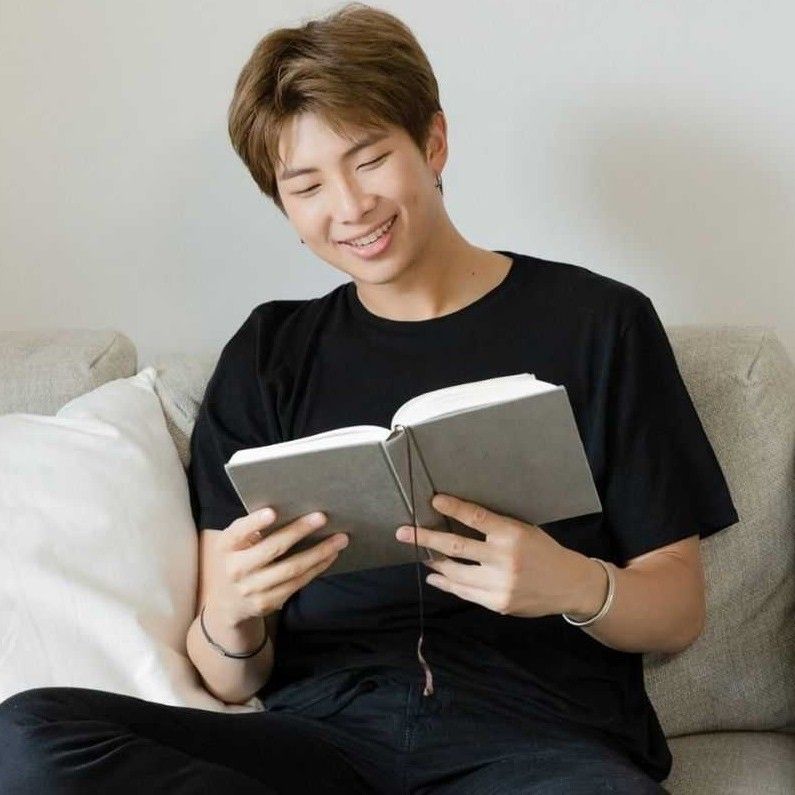 RM (BTS)の最近の活動写真