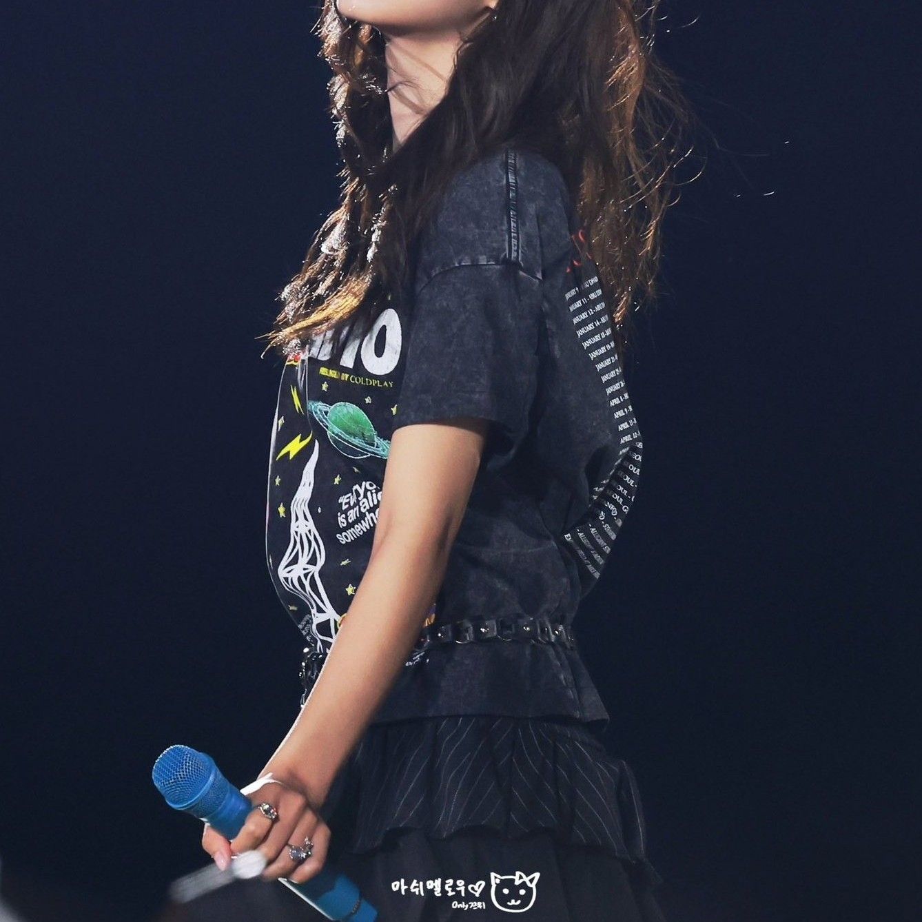 A moment captured by Tzuyu (TWICE)'s fan