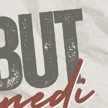 A moment captured by Monday (Weeekly)'s fan