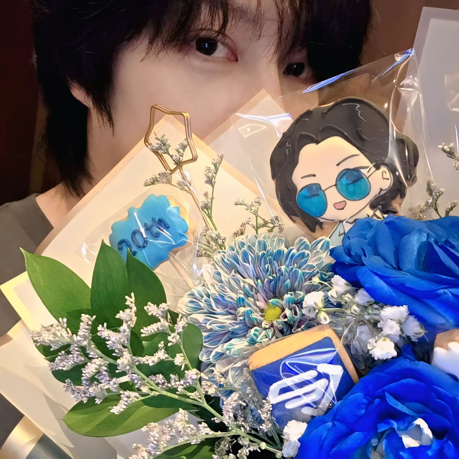 Behind-the-scenes cut of Heechul (Super Junior)