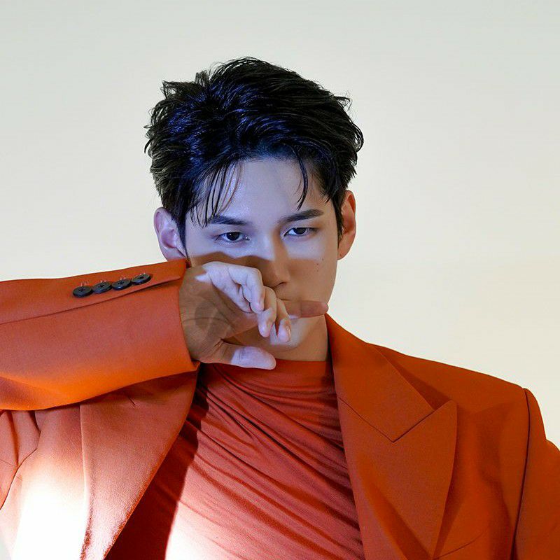 옹성우 최근 활동샷