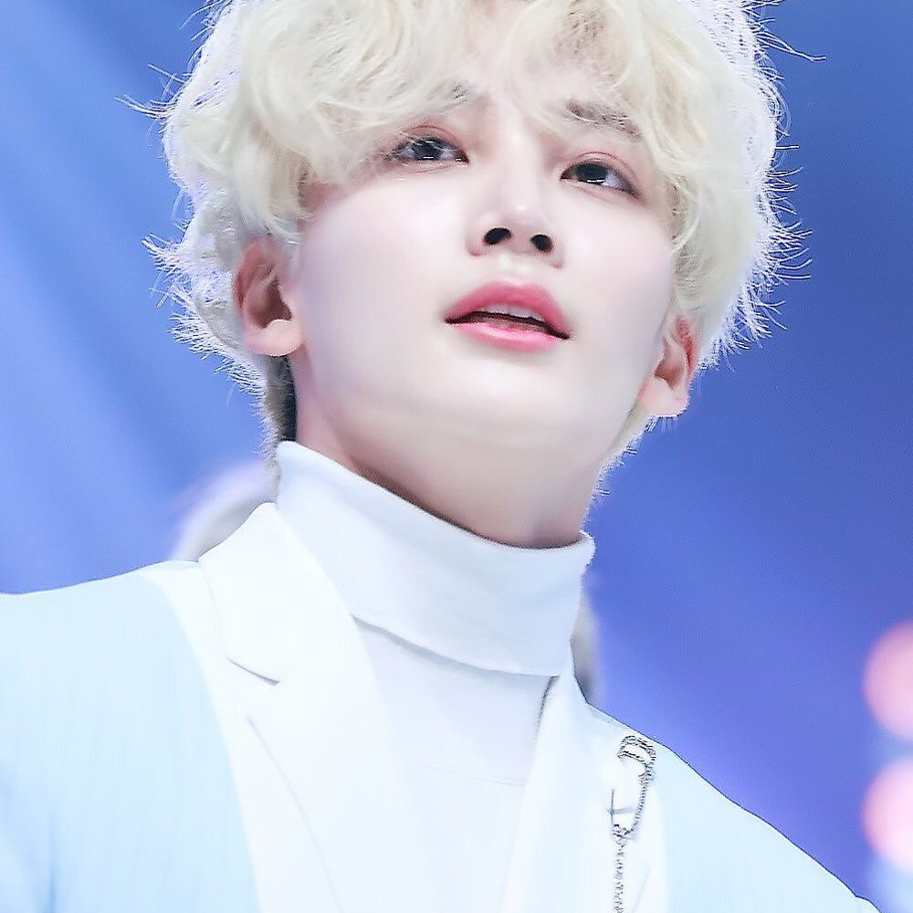 Latest photo of Jeonghan (SEVENTEEN)