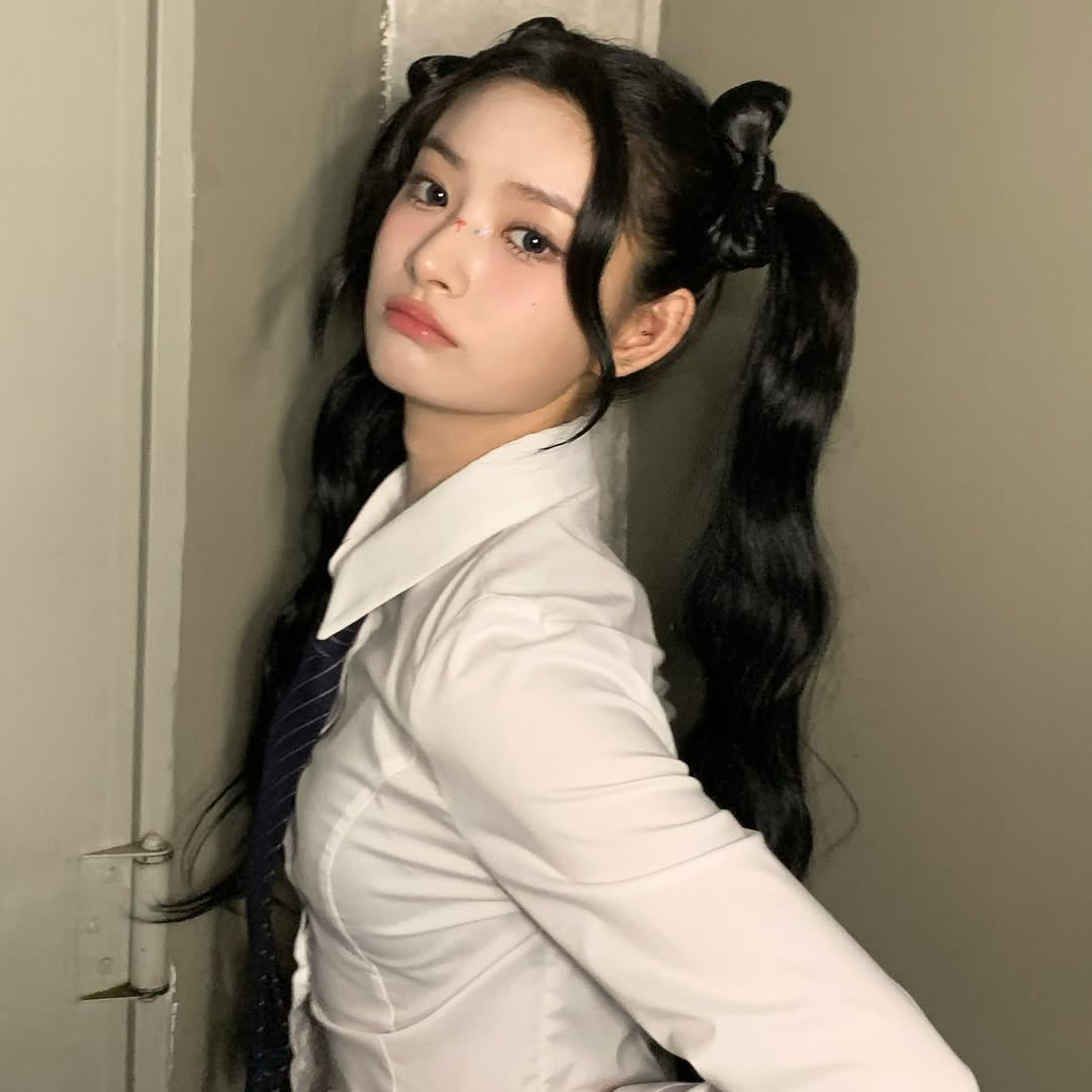 Latest photo of Yiren (EVERGLOW)