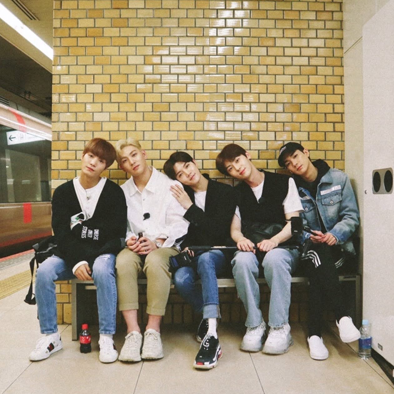 NU'EST的幕后花絮