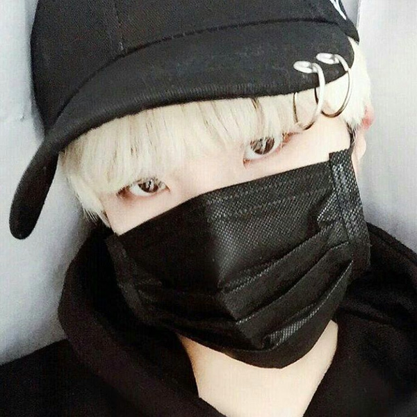 SUGA (防彈少年團)粉絲拍下的瞬間