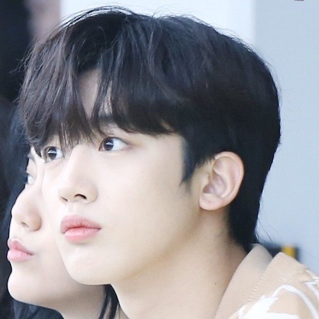 A moment captured by Kim Yohan (WEi)'s fan