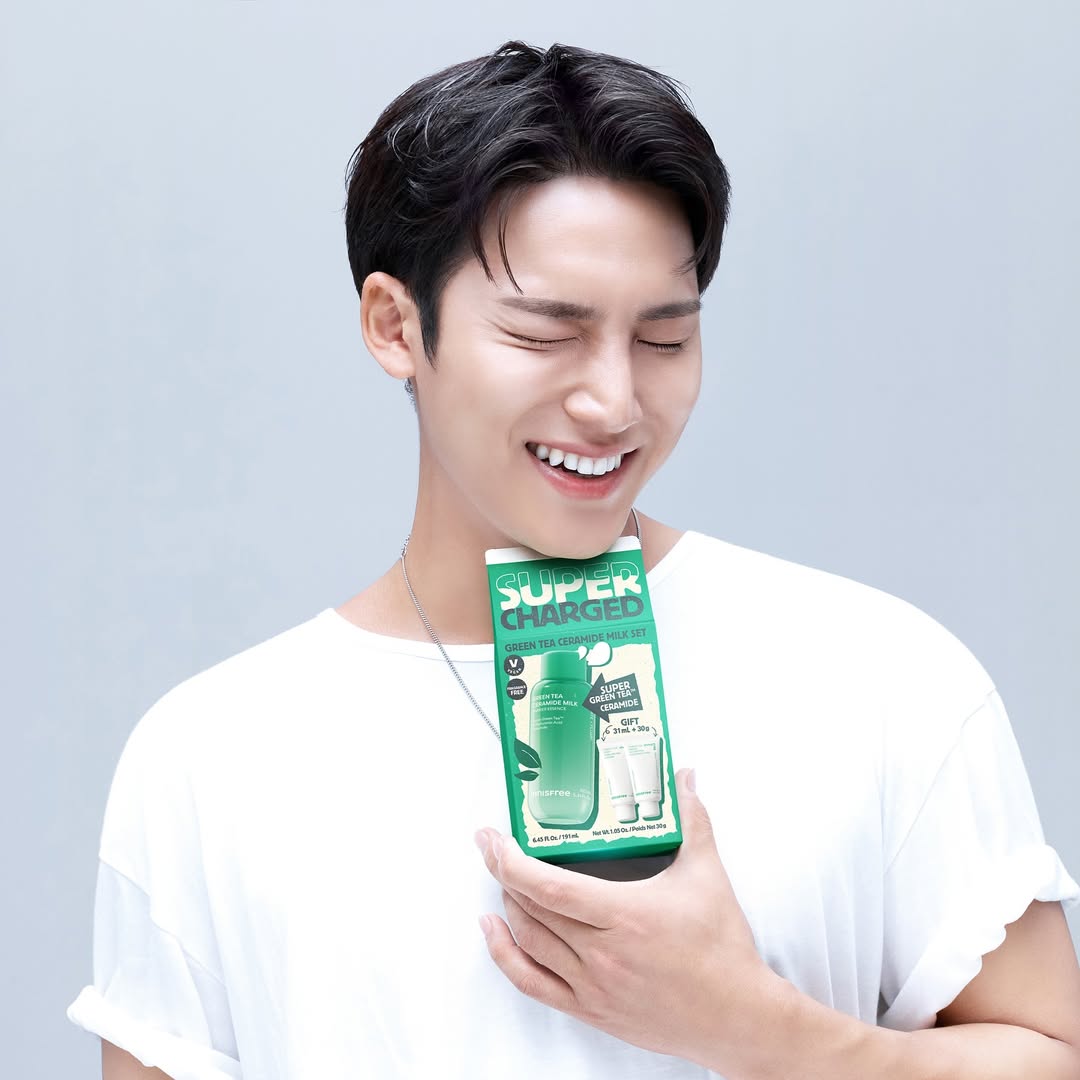 A moment captured by Mingyu (SEVENTEEN)'s fan