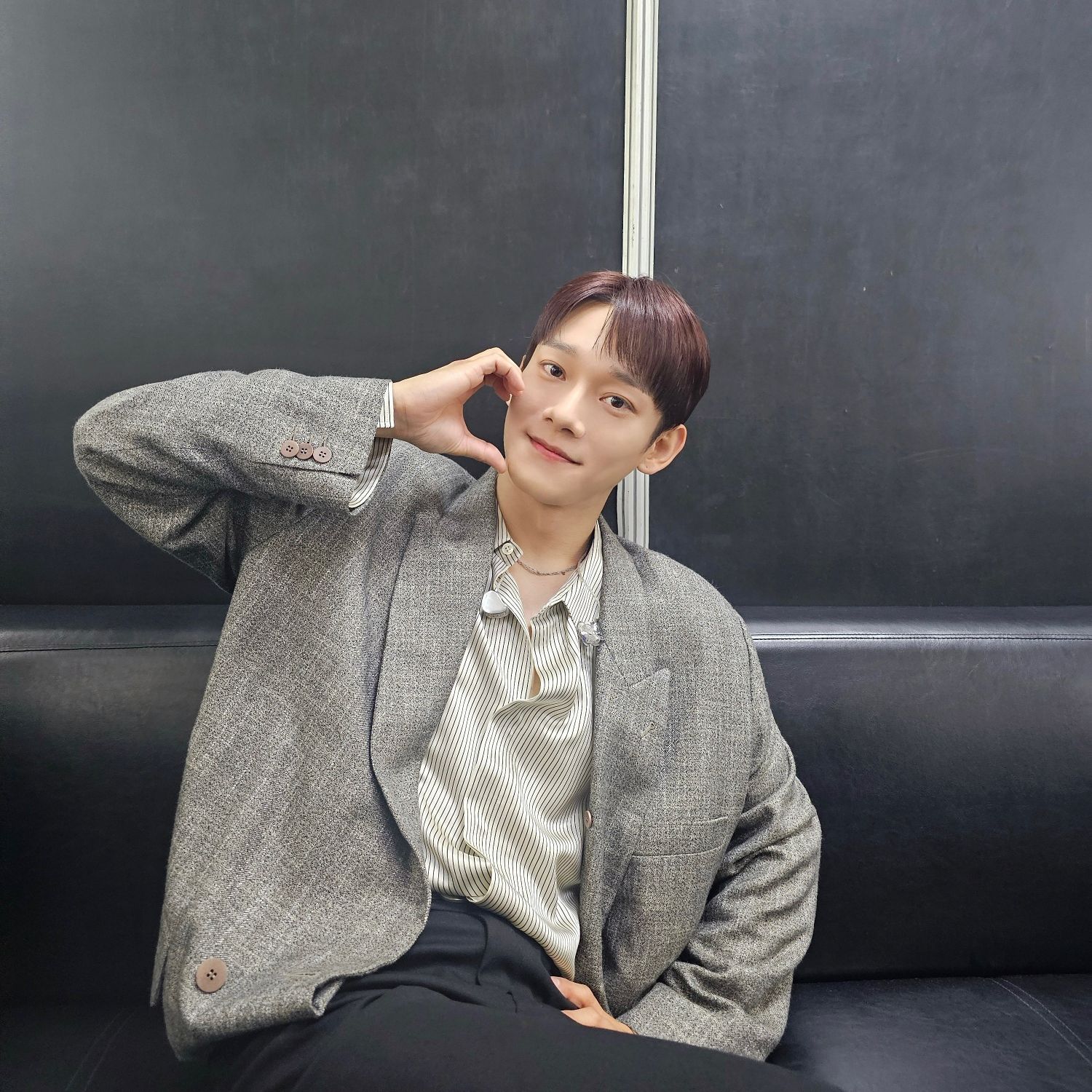 Behind-the-scenes cut of Chen (EXO)