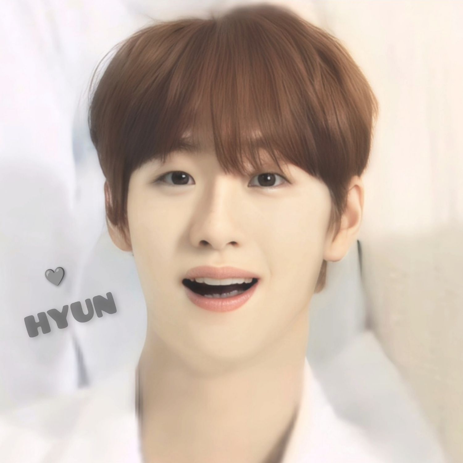 Behind-the-scenes cut of Hyun