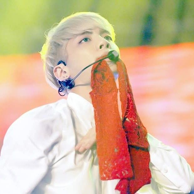 Recent activity shot of Jonghyun (SHINee)