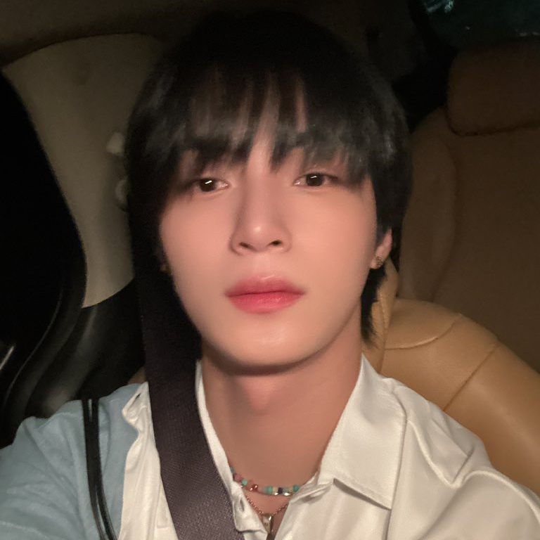 Behind-the-scenes cut of HANGYEOM (OMEGA X)