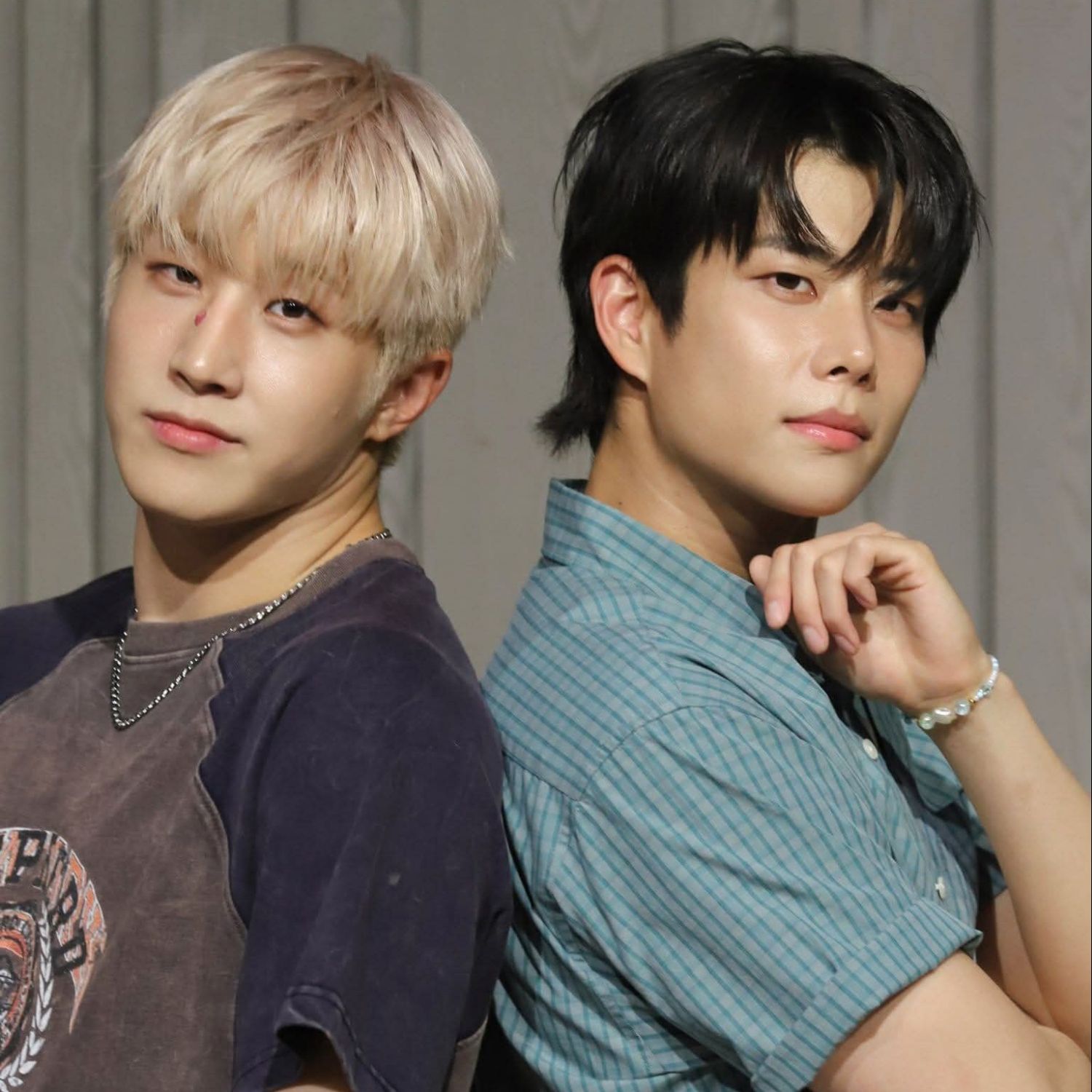 A moment captured by MJ (ASTRO)'s fan