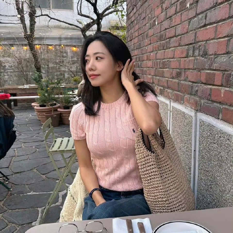 A moment captured by Kim Namjoo (Apink)'s fan